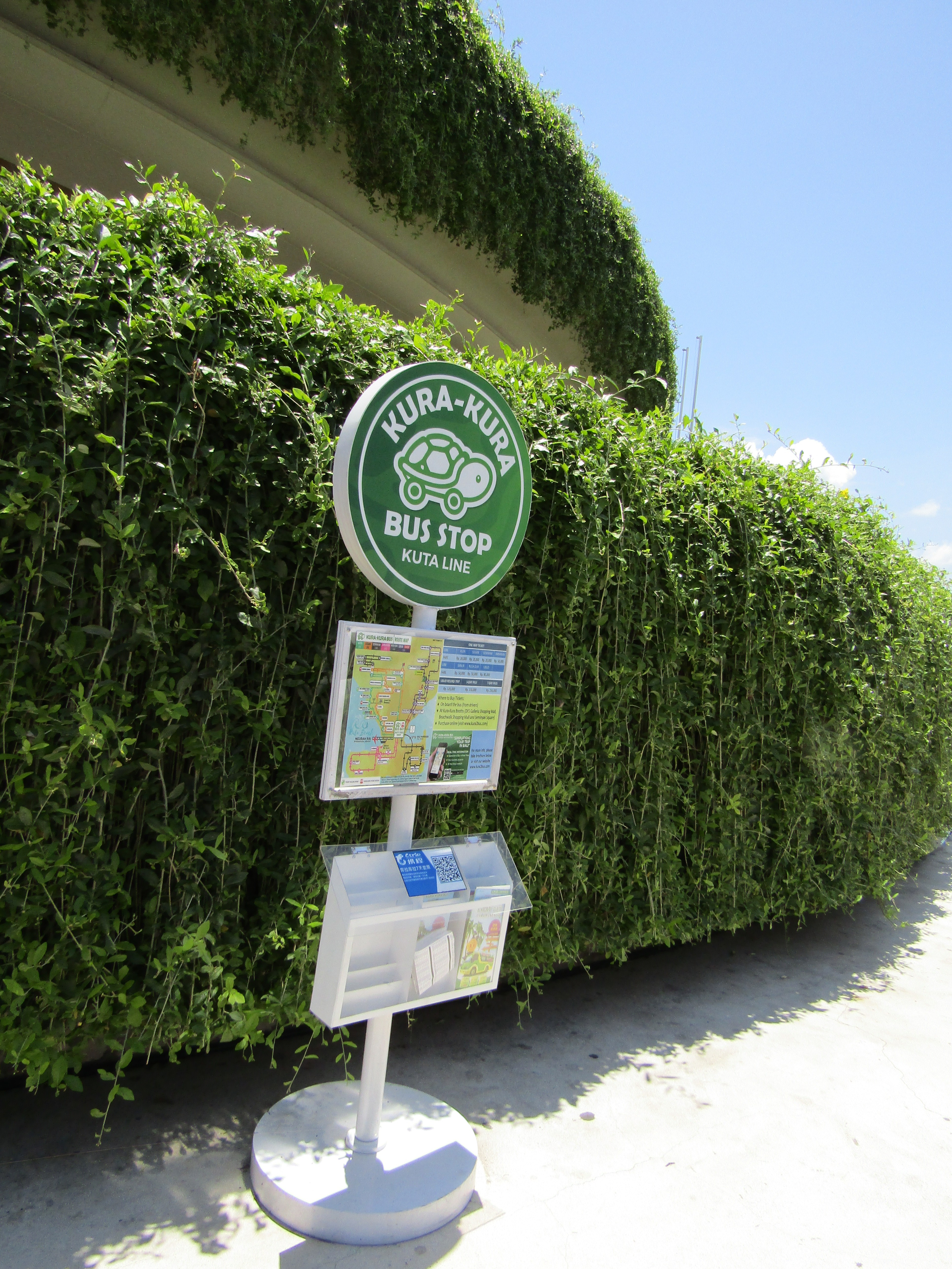 Kura Kura Bus Stop Sign