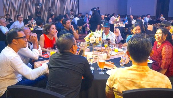 (English) 2 Days 1 Night Bali Gathering Package – GWK, Uluwatu Temple & Kecak Dance