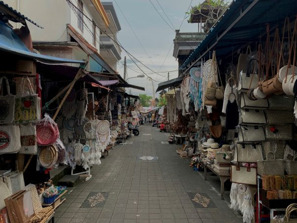 (English) Bali Walking Tour Experience