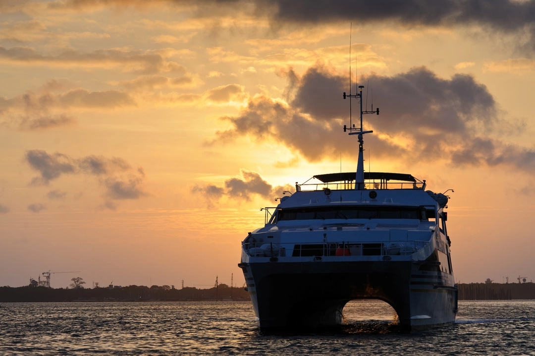 Bali sunset cruise for summer water adventure