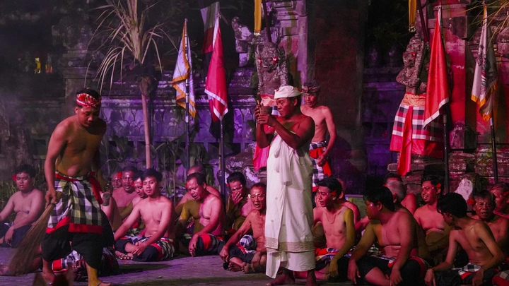 FOTO fire dance-015.jpg