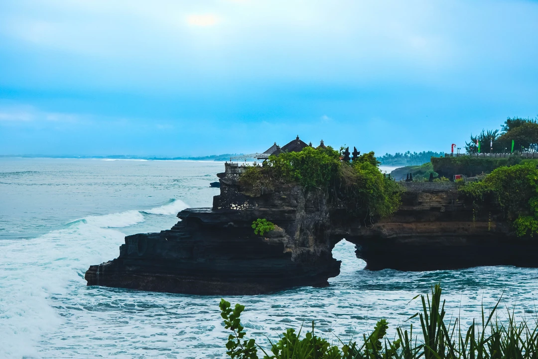 How to get Tanah Lot Temple from Bali tourist areas