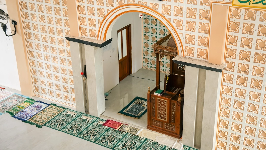 Mosque 3.jpg